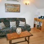 Appartement d\'une chambre avec jacuzzi jardin clos et wifi a Lourdes